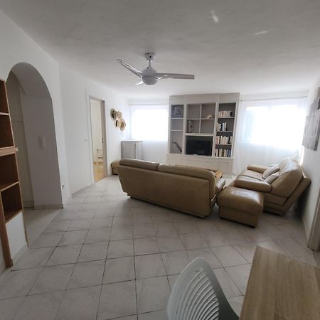 A Louer Haut De Villa 4 Pieces A Sainte-Maxime Golfe De St-Tropez 外观 照片