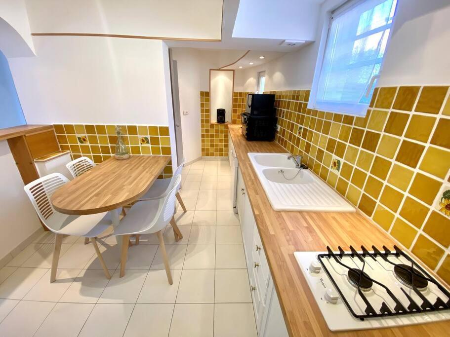 A Louer Haut De Villa 4 Pieces A Sainte-Maxime Golfe De St-Tropez 外观 照片